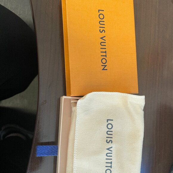 Louis Vuitton Denim Pocket Organizer - Picture 2 of 3